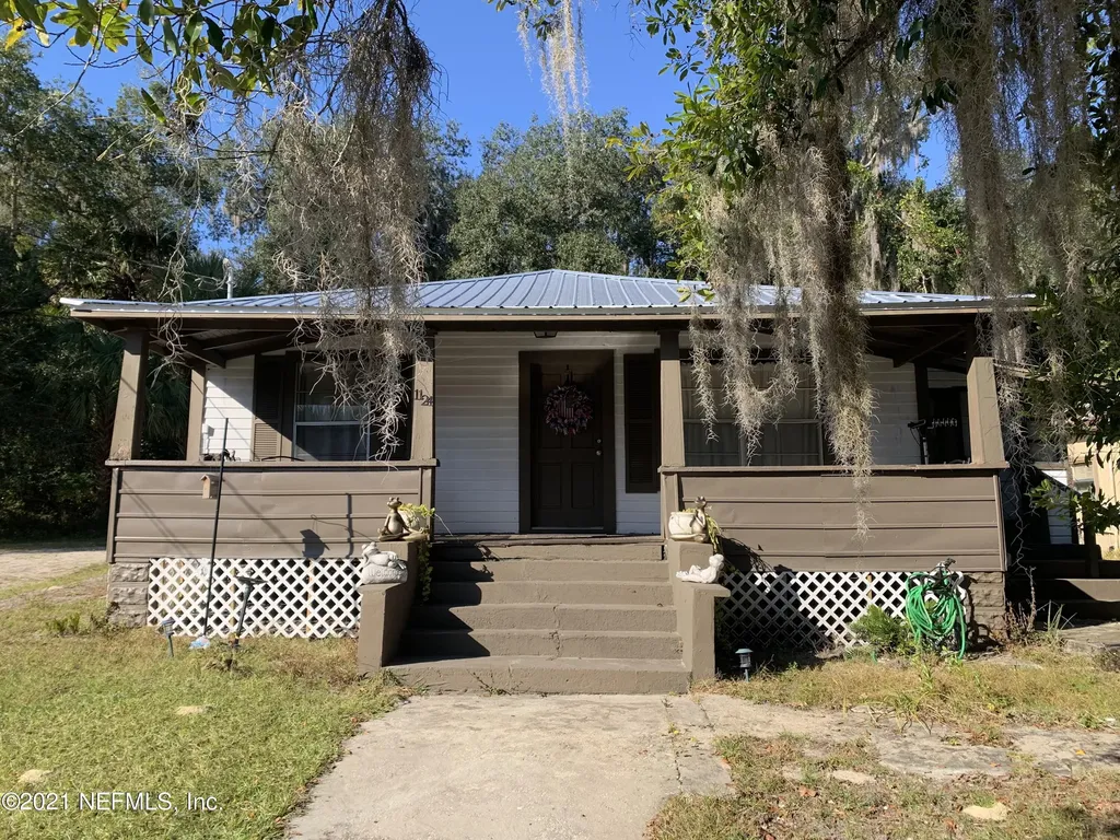 1124 S 12th Street Palatka FL 32177