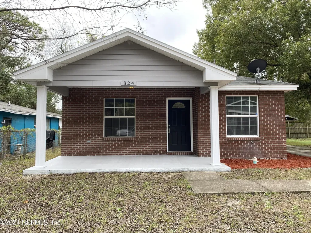 824 Fernway Street Jacksonville FL 32208