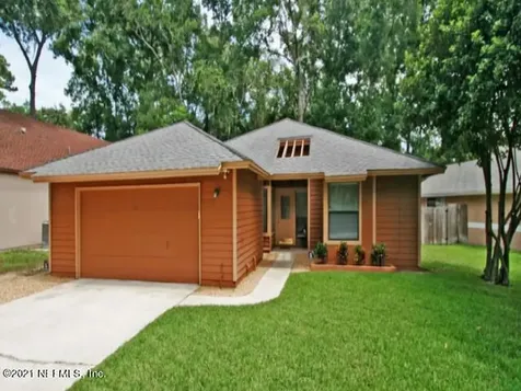 1477 Classic Oak Road E Jacksonville FL 32225