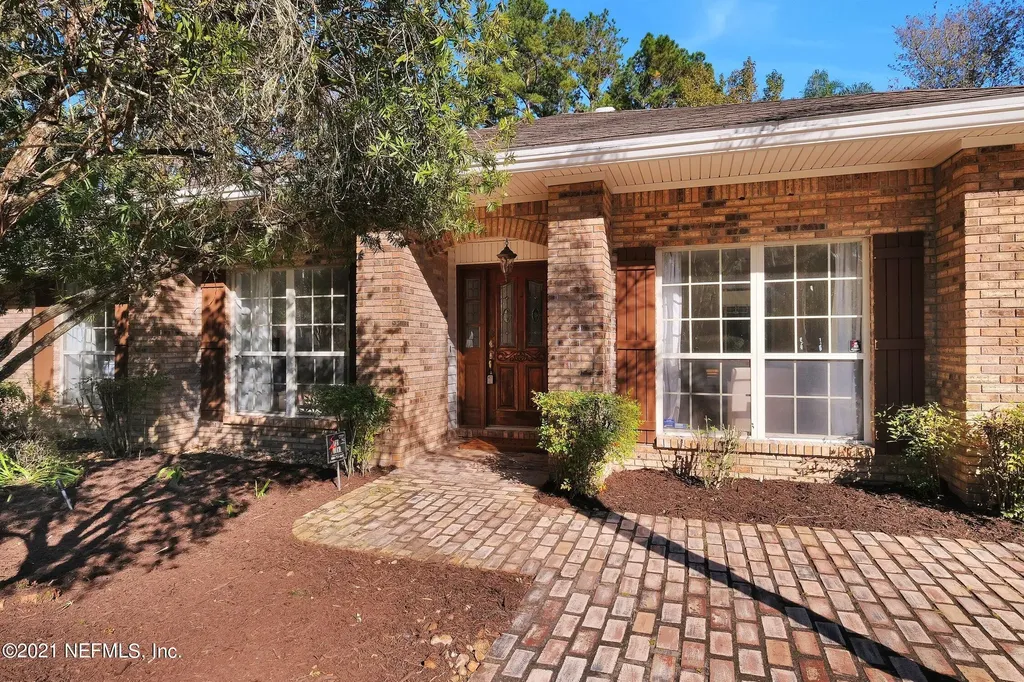11421 Drakewood Court Jacksonville FL 32223