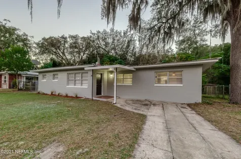 120 Green Drive Palatka FL 32177