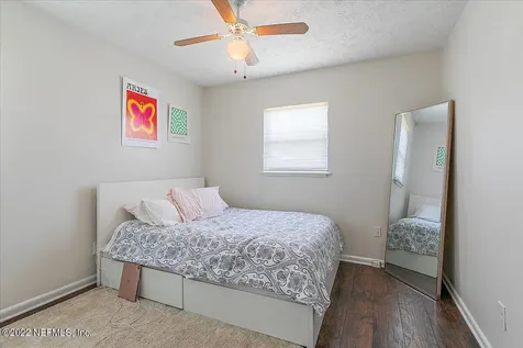 451 Whiting Lane Atlantic Beach FL 32233
