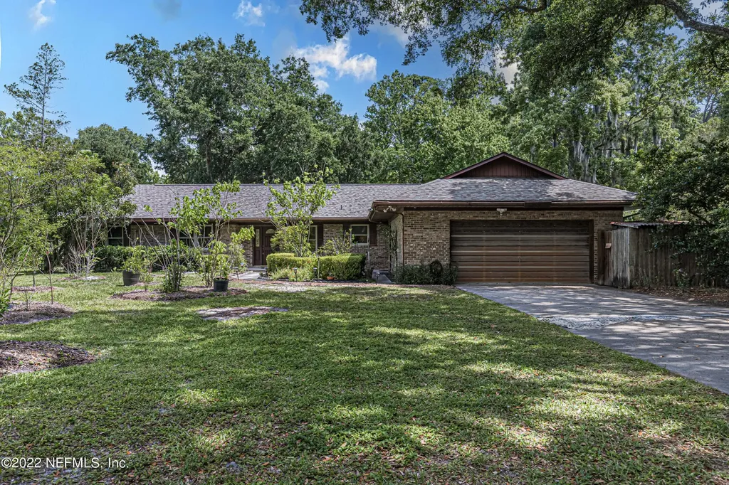 569 Water Oak Lane Fleming Island FL 32003