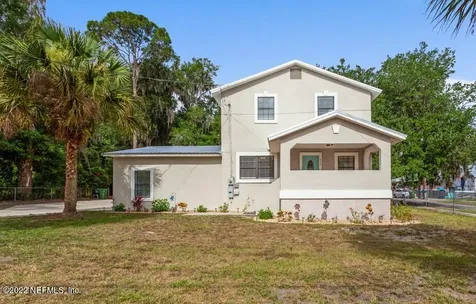 800 S 15th Street Palatka FL 32177