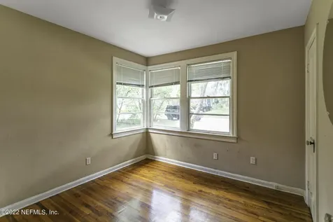 4614 Pinewood Avenue Jacksonville FL 32207