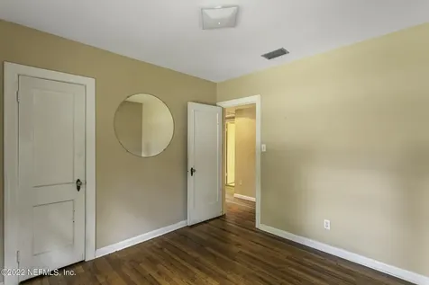 4614 Pinewood Avenue Jacksonville FL 32207