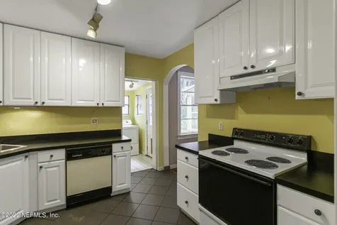 4614 Pinewood Avenue Jacksonville FL 32207