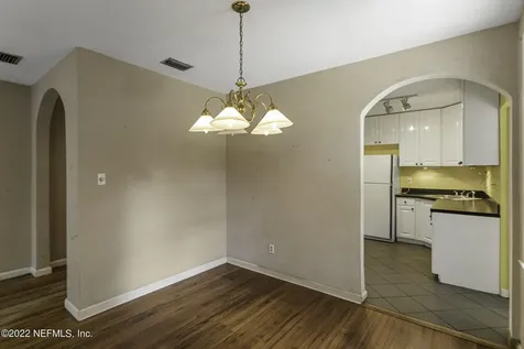 4614 Pinewood Avenue Jacksonville FL 32207