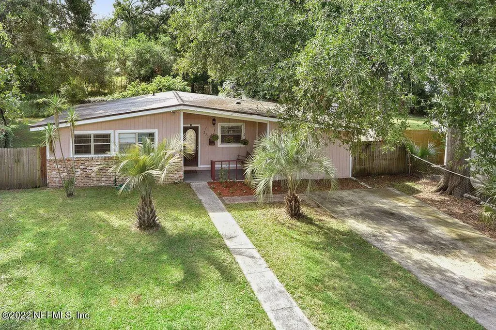 2334 Misty Drive Jacksonville FL 32211