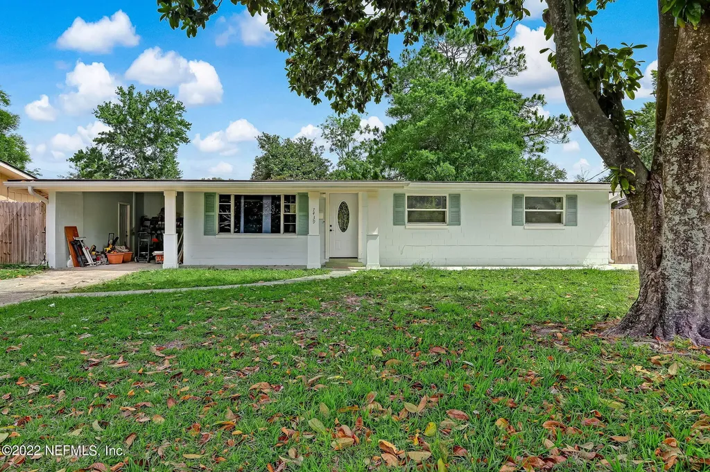7439 Arble Drive Jacksonville FL 32211