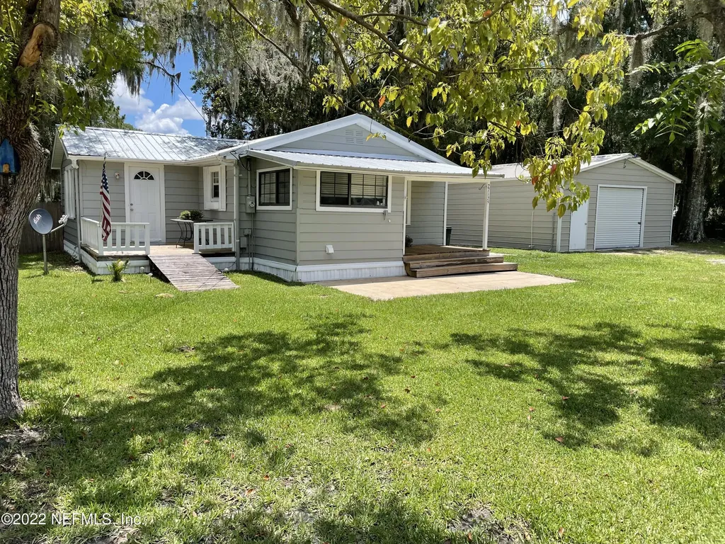27175 Iowa Street Hilliard FL 32046