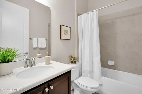 406 Medio Drive St. Augustine FL 32095