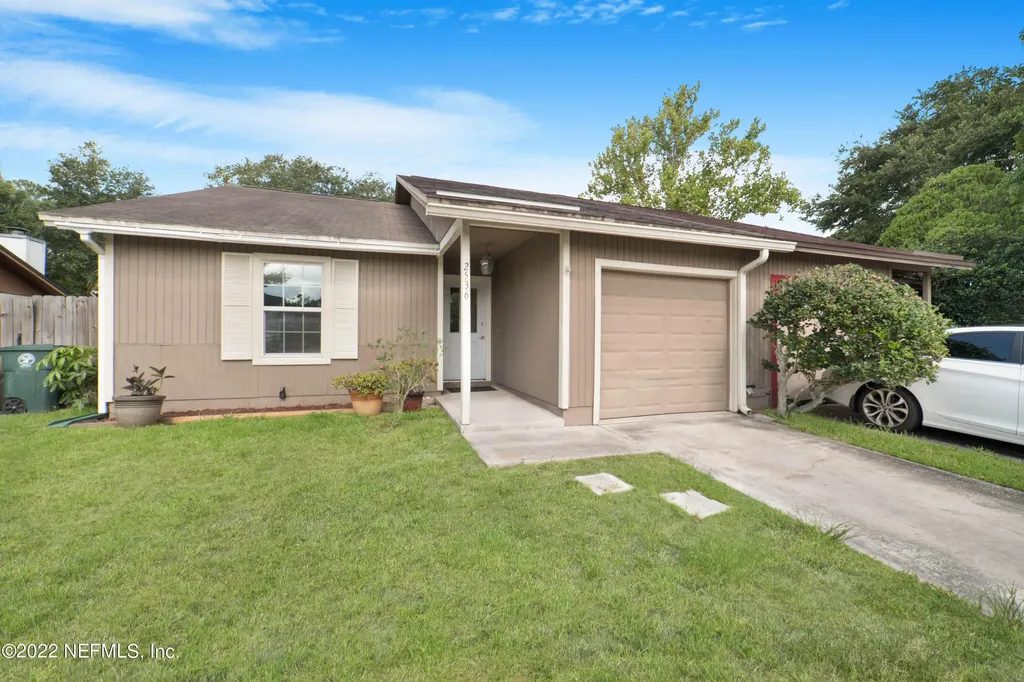 2536 Hidden Village Drive Jacksonville FL 32216