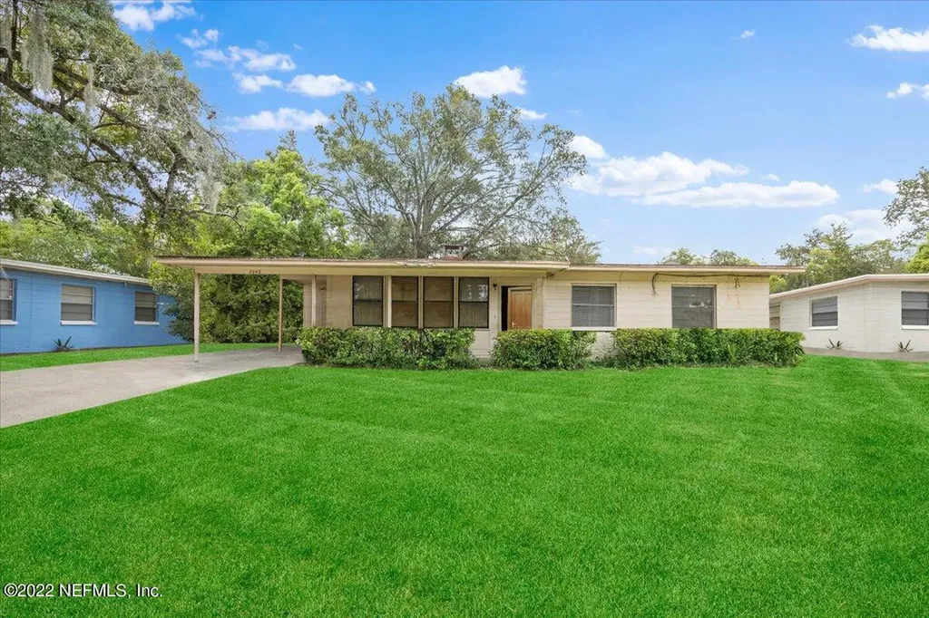 7648 Lazeau Drive Jacksonville FL 32211