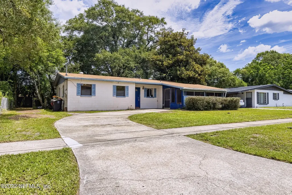 7707 Falcon Street Jacksonville FL 32244