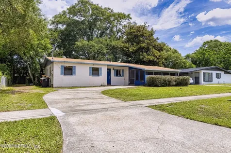 7707 Falcon Street Jacksonville FL 32244