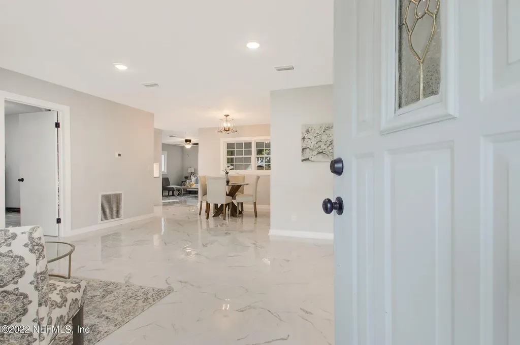3260 Victoria Court E Jacksonville FL 32216