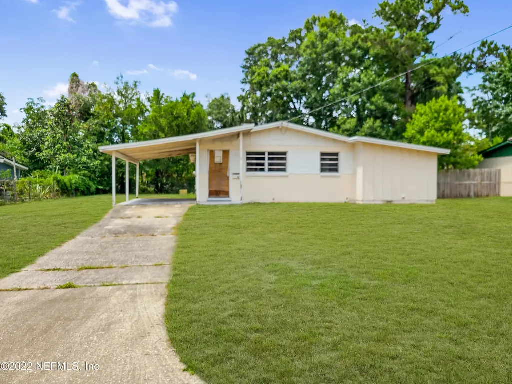 10769 Luana Drive N Jacksonville FL 32246