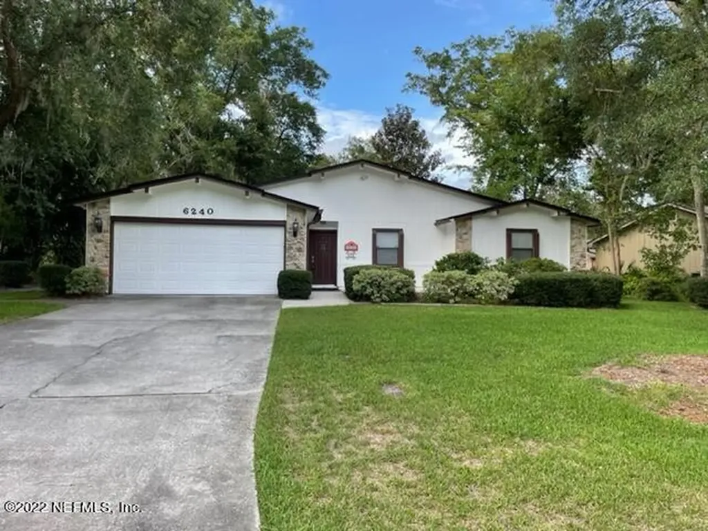 6240 Island Forest Drive Fleming Island FL 32003