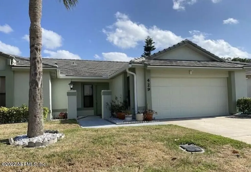 429 Maple Bluff Circle Melbourne FL 32940