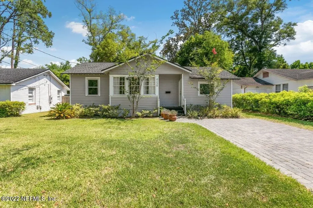 4238 Shirley Avenue Jacksonville FL 32210