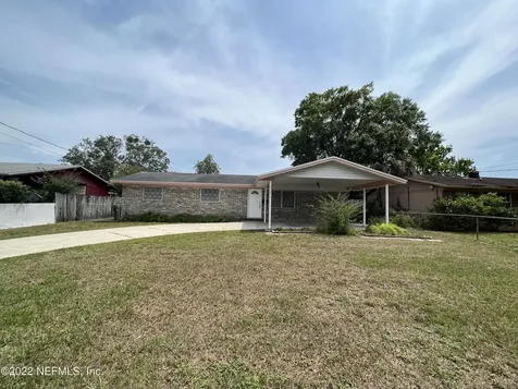 10962 Luana Drive N Jacksonville FL 32246