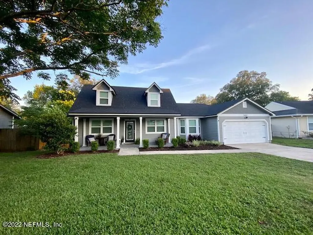 5262 Alloaks Court Jacksonville FL 32258