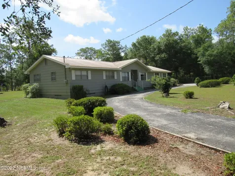 7177 Dove Street Florahome FL 32140