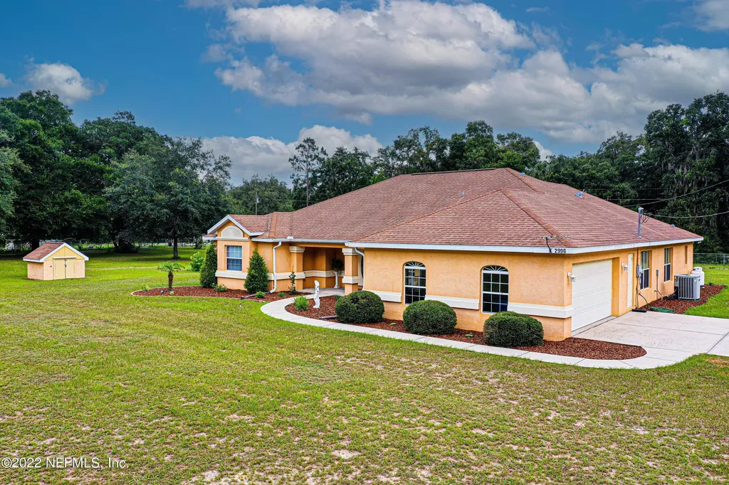 2996 NE 165th Place Citra FL 32113
