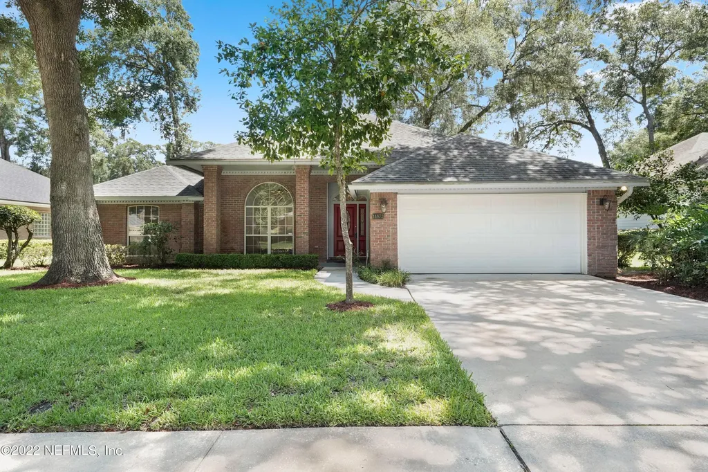 11873 Clearwater Oaks Drive W Jacksonville FL 32223