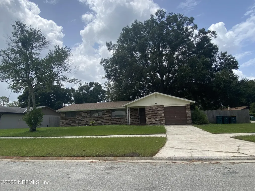 4150 Lazy Hollow Lane N Jacksonville FL 32257