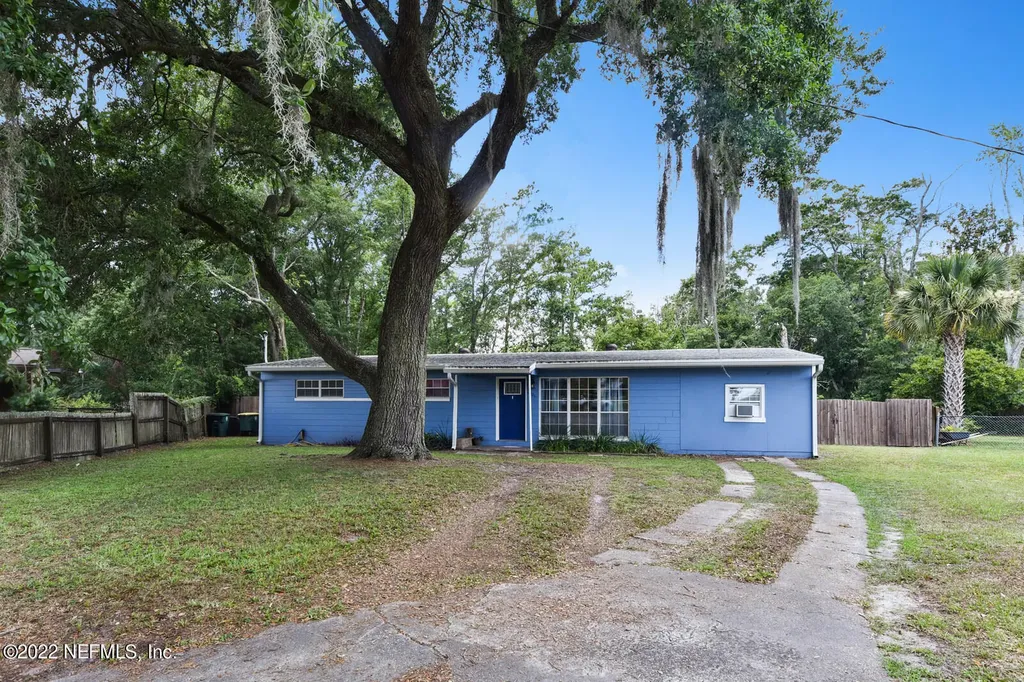8901 Joseph Court Jacksonville FL 32216