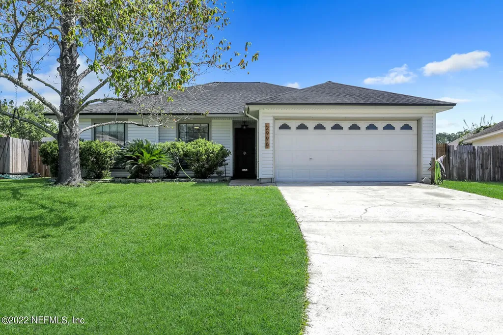 2996 Tunica Trail Middleburg FL 32068