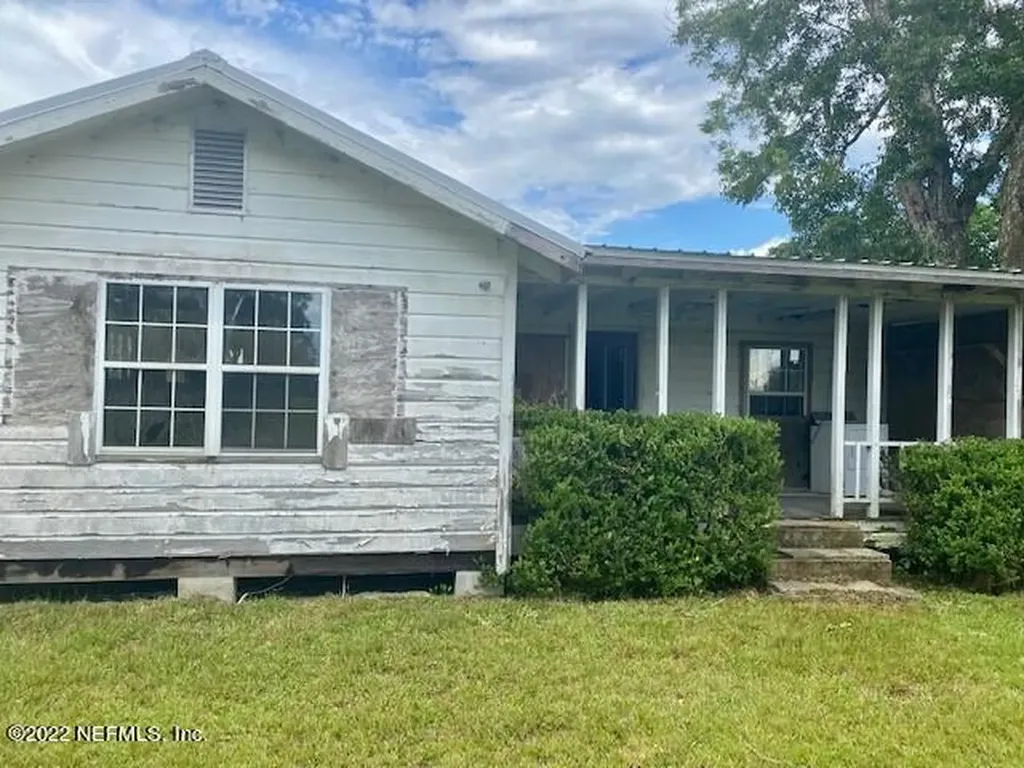 23779 NW County Road 225a Lawtey FL 32058
