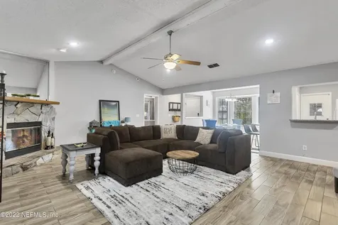 11530 Sweetwater Oaks Drive W Jacksonville FL 32223