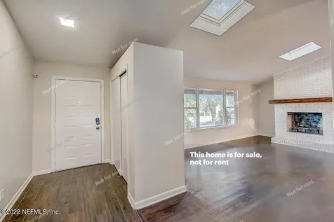 933 Carlotta Road W Jacksonville FL 32211