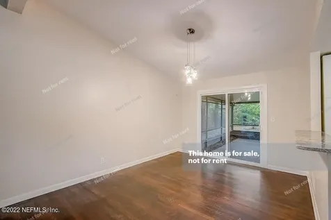 933 Carlotta Road W Jacksonville FL 32211