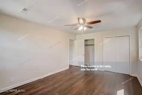 933 Carlotta Road W Jacksonville FL 32211