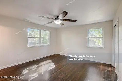 933 Carlotta Road W Jacksonville FL 32211