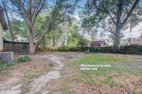 933 Carlotta Road W Jacksonville FL 32211