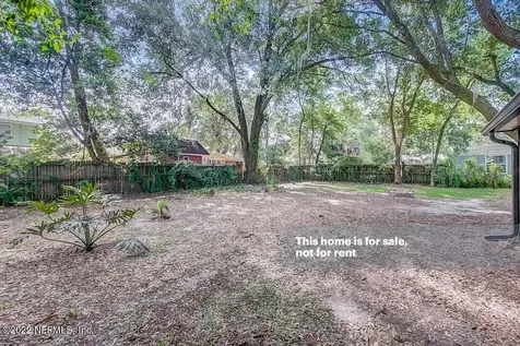 933 Carlotta Road W Jacksonville FL 32211