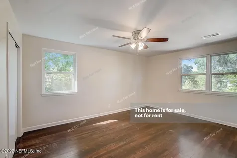 933 Carlotta Road W Jacksonville FL 32211