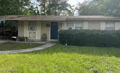4530 Melvin Circle W Jacksonville FL 32210