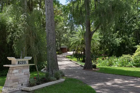 8200 Jose Circle W Jacksonville FL 32217