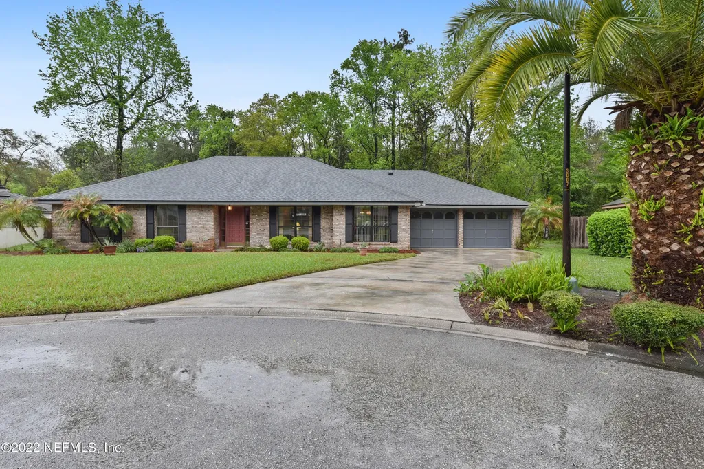 3006 Cluster Woods Court E Jacksonville FL 32216
