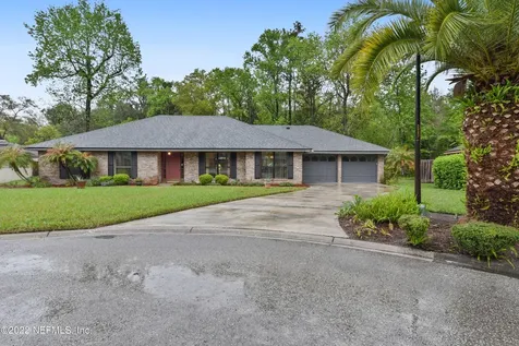 3006 Cluster Woods Court E Jacksonville FL 32216