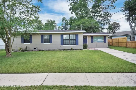 7648 Crest Drive N Jacksonville FL 32221