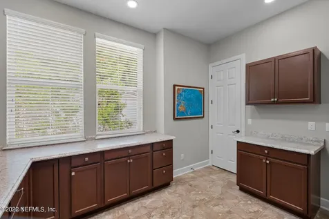 2916 Scott Mill Lane Jacksonville FL 32223