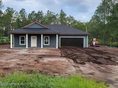 10230 Beckenger Avenue Hastings FL 32145