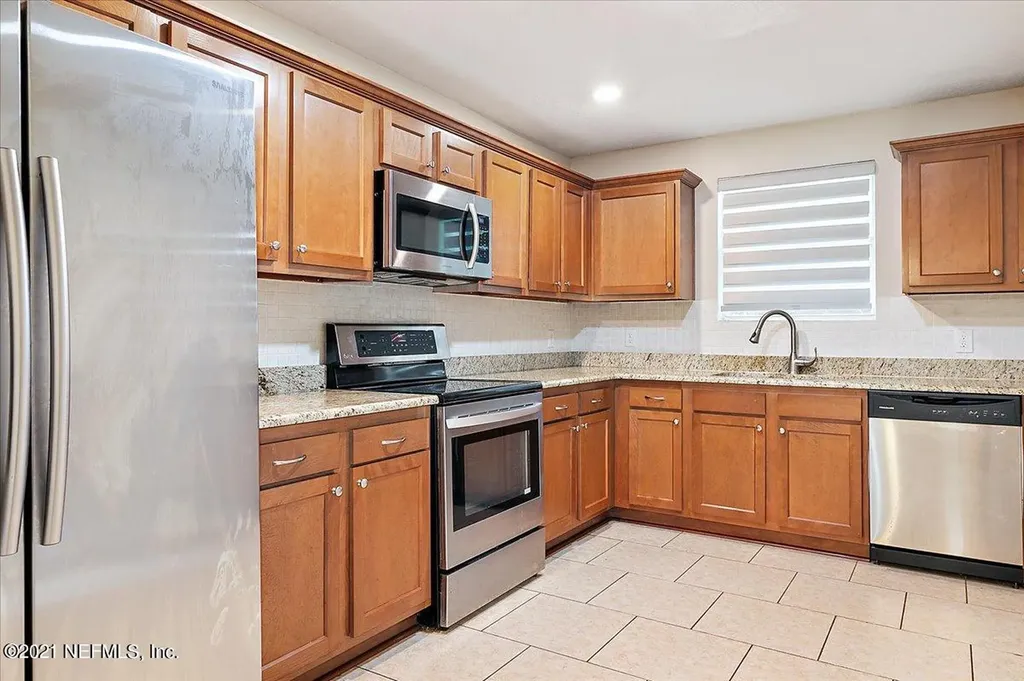 1403 Magnolia Circle W Jacksonville FL 32211
